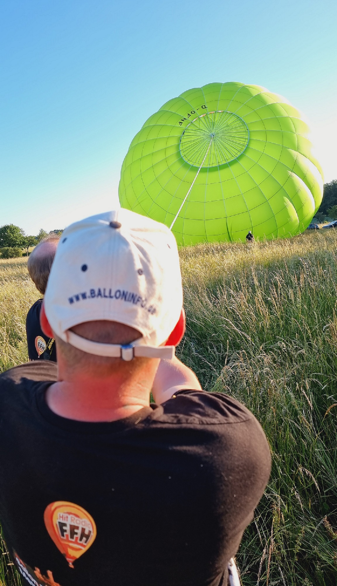 Eine Ballonfahrt ber die Rapsfelder der Wetterau